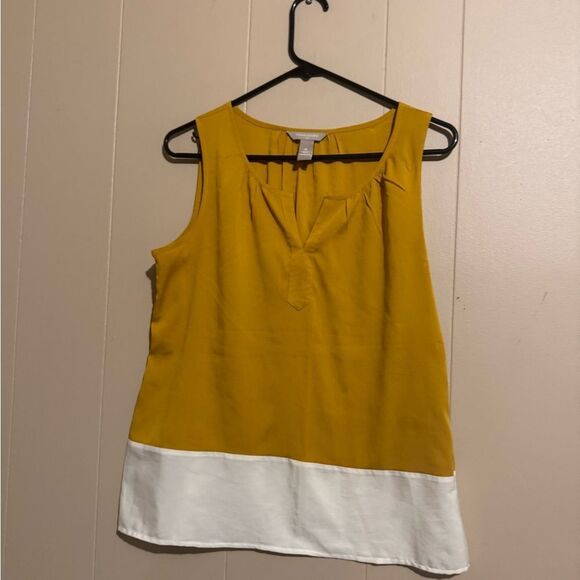 BANANA REPUBLIC W Si Medium Yellow White Colorblock Flowy Split Neck blouse tank - Picture 1 of 5